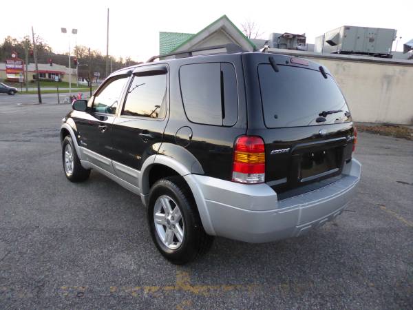 2007 Ford Escape Hybrid*RUNS NICE*CLEAN*90DAYS WRNTY*LOW MILES* -... for sale in Roanoke, VA – photo 6