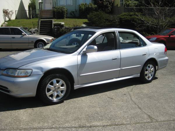 2001 HONDA ACCORD EX ONE OWNER LOW MILES PROPERLY EQUIPPED - cars & for sale in Seattle, WA – photo 2