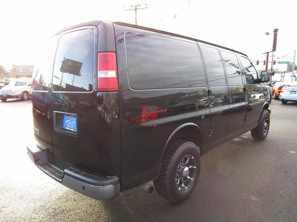 2013 Chevrolet Express Cargo Van 2500 PANEL BLACK 1 OWNER SO CLEAN for sale in Milwaukie, OR – photo 7