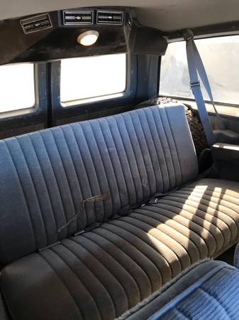 Very nice 1989 suburban 2500 - cars & trucks - by owner - vehicle... for sale in Ash Fork, AZ – photo 13