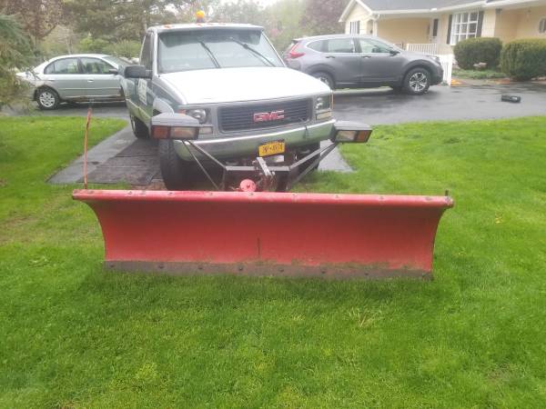 GMC SIERRA/with plow for sale in Honeoye Falls, NY – photo 3