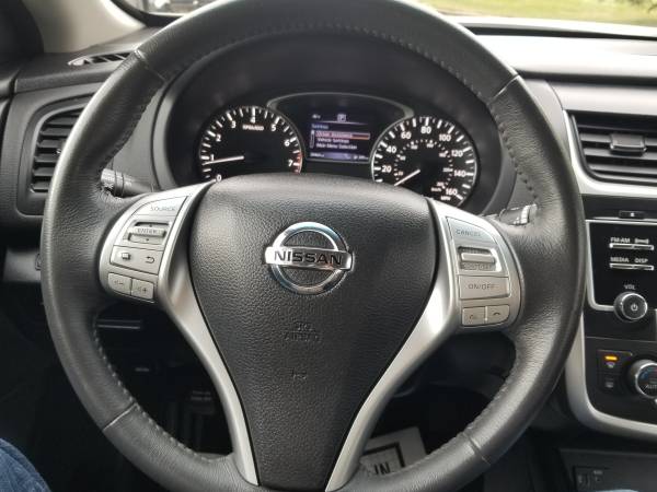 2017 NISSAN ALTIMA SV - cars & trucks - by dealer - vehicle... for sale in Indianola, IA – photo 9
