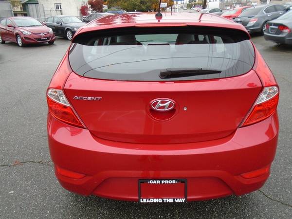 2012 Hyundai Accent SE for sale in Lynnwood, WA – photo 14