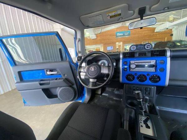 2007 Toyota FJ Cruiser - Voodoo Blue - One Owner - Service Records! for sale in La Crescent, WI – photo 9