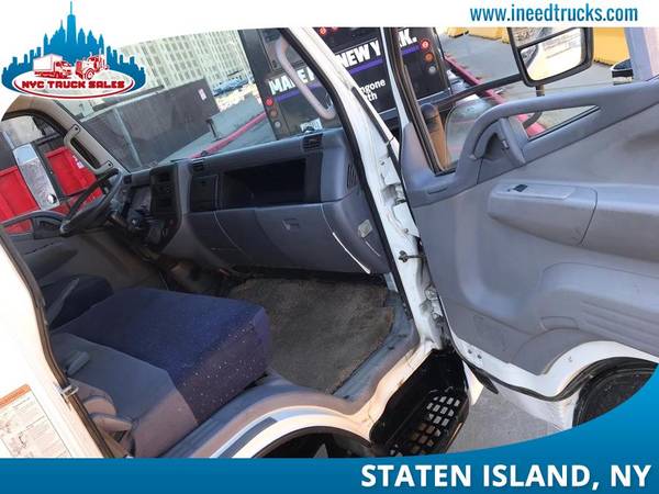 2007 MITSUBISHI FUSO FE180 MANUAL TRANSMISSION 20' FEET -New Haven for sale in Staten Island, CT – photo 12
