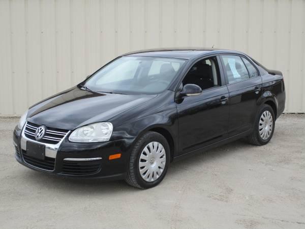 2009 Volkswagen Jetta S PZEV - - by dealer - vehicle for sale in Wilmington, OH – photo 4