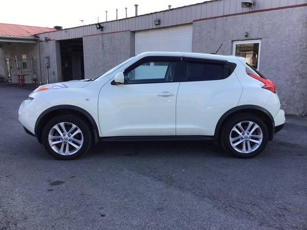 2011 NISSAN JUKE SV*UP FOR AUCTION* - cars & trucks - by dealer -... for sale in Whitehall, PA – photo 2