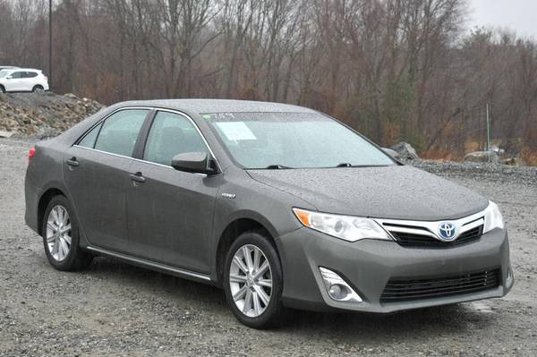 2012 Toyota Camry Hybrid XLE - - by dealer for sale in Naugatuck, CT – photo 9