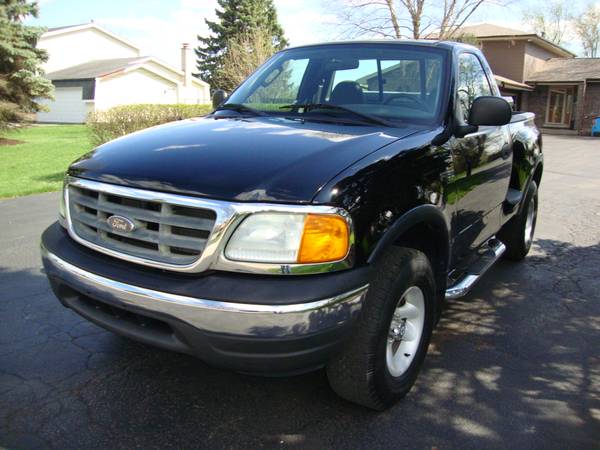 2004 Ford F150 4X4 Heritage Flareside (1 Owner/Low Miles) - cars & for sale in Northbrook, WI – photo 10