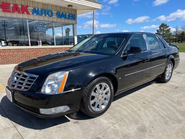 2009 Cadillac DTS 1SC - - by dealer - vehicle for sale in Medina, OH – photo 2