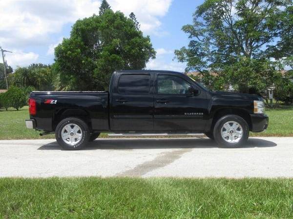 2011 Chevrolet Chevy Silverado 1500 LTZ 4x4 4dr Crew Cab 5.8 ft. SB... for sale in Fort Myers, FL – photo 8