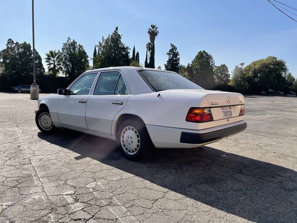 1991 Mercedes-Benz 300E 2.6L - cars & trucks - by owner - vehicle... for sale in Los Angeles, CA – photo 5