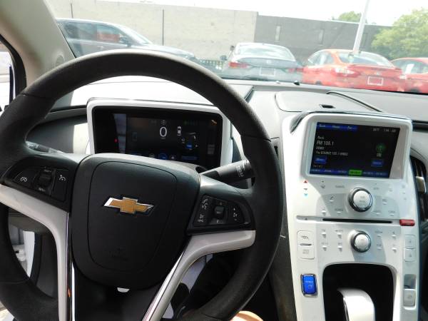 2013 CHEVROLET VOLT **SUPER CLEAN**MUST SEE**FINANCING AVAILABLE** -... for sale in redford, MI – photo 11
