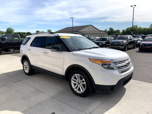 2014 Ford Explorer FWD 4dr XLT - cars & trucks - by dealer - vehicle... for sale in Chesaning, MI – photo 3