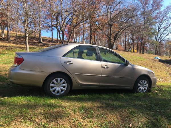 Toyota Camry - EXCELLENT - cars & trucks - by owner - vehicle... for sale in Gallipolis, WV – photo 4