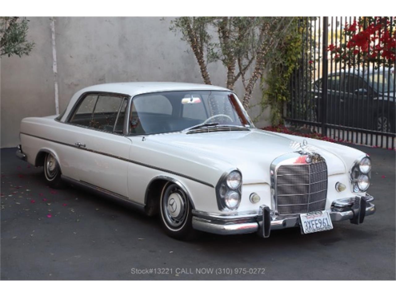 1964 Mercedes-Benz 300SE for sale in Beverly Hills, CA – photo 2