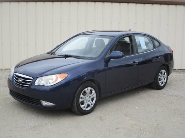 2010 Hyundai Elantra SE - - by dealer - vehicle for sale in Wilmington, OH – photo 4