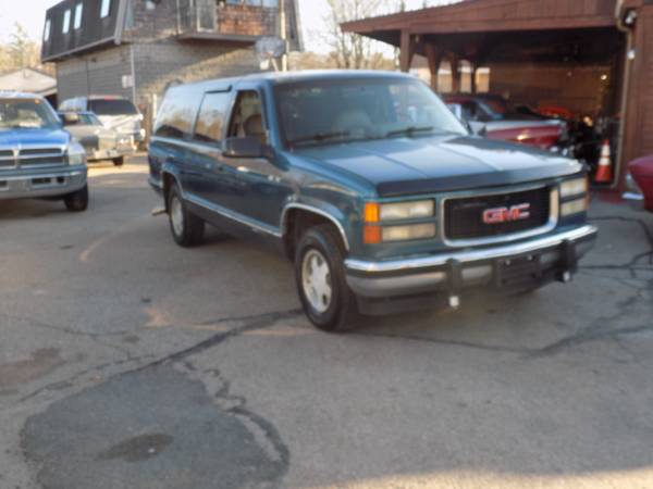 1994 GMC SUBURBAN SLE - - by dealer - vehicle for sale in Whitman, MA – photo 3