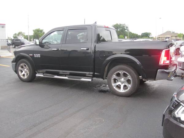 2017 RAM 1500 LARAMIE - - by dealer - vehicle for sale in Arlington Heights, IL – photo 3