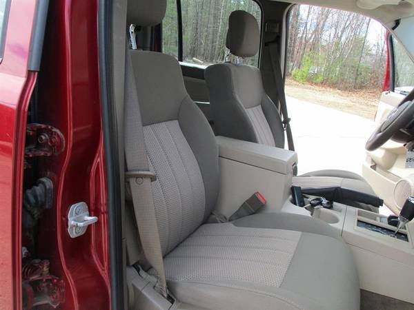 2012 Jeep Liberty Sport 4WD - - by dealer - vehicle for sale in Somersworth , NH – photo 15