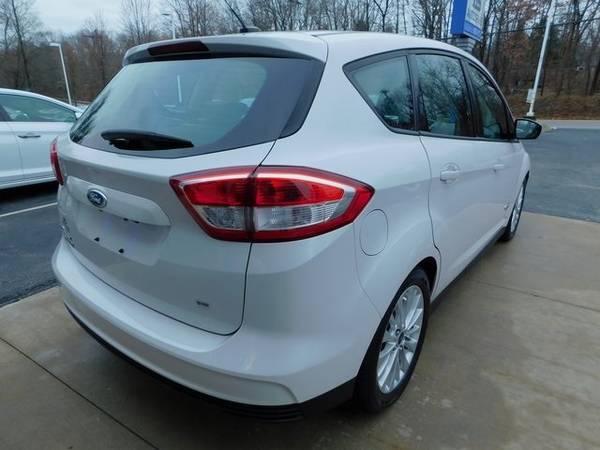 2017 Ford C-Max Energi SE - BAD CREDIT OK! - cars & trucks - by... for sale in Salem, NH – photo 5