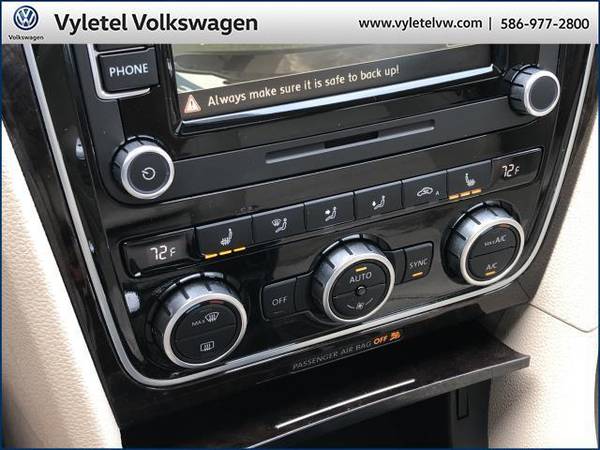 2014 Volkswagen Passat sedan 4dr Sdn 2.0L DSG TDI SEL Premium -... for sale in Sterling Heights, MI – photo 24