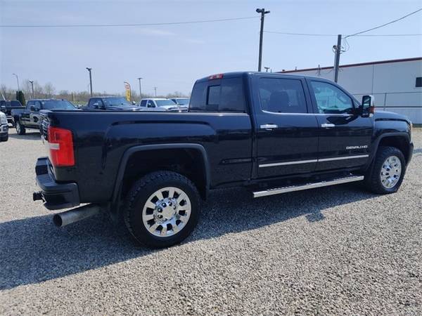 2016 GMC Sierra 2500HD Denali - - by dealer - vehicle for sale in Chillicothe, WV – photo 5