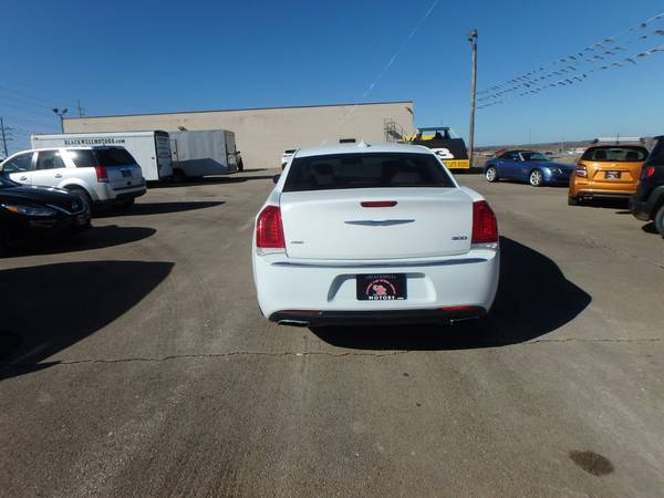 2017 Chrysler 300 Limited - - by dealer - vehicle for sale in Bonne Terre, MO – photo 6