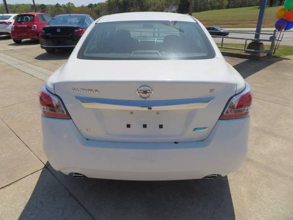 2014 Nissan Altima 4dr Sdn I4 2 5 S hatchback White for sale in Lyman, NC – photo 4