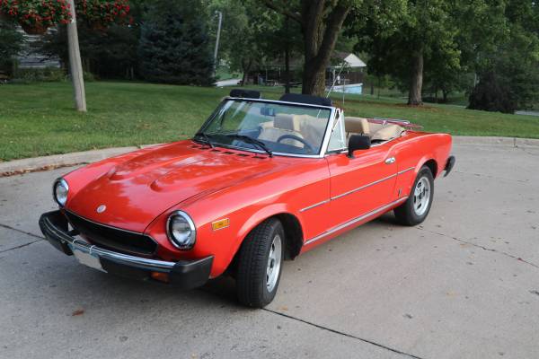 1981 Fiat Spider 2000 Convertible for sale in Washington, IA