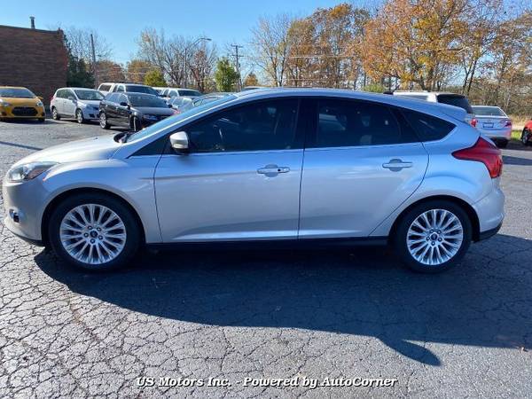 2012 Ford Focus Titanium 6-Speed Automatic - cars & trucks - by... for sale in Addison, IL – photo 2