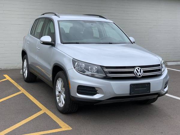 2018 Volkswagen Tiguan Limited 2.0T Sport Utility 4D - cars & trucks... for sale in Phoenix, AZ – photo 5