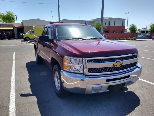 2012 Chevy Silverado V8 , automatic two-wheel drive 232k miles clean for sale in Youngtown, AZ – photo 2
