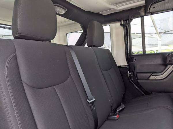 2016 Jeep Wrangler Unlimited Sport 4x4 4WD Four Wheel SKU: GL303930 for sale in Fort Worth, TX – photo 18