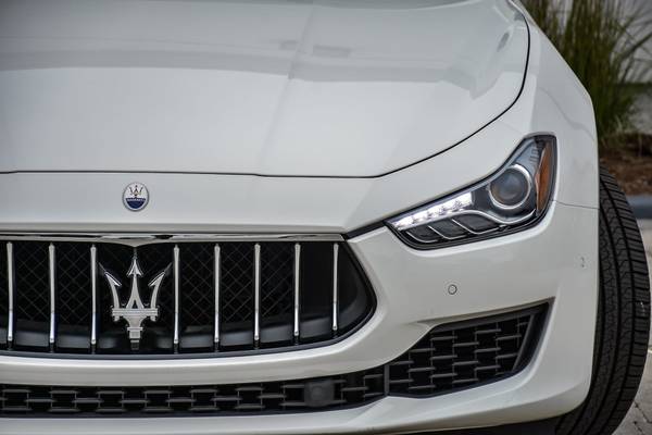2019 Maserati Ghibli S sedan Bianco for sale in Downers Grove, IL – photo 10