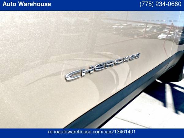 2014 Jeep Cherokee FWD 4dr Latitude - cars & trucks - by dealer -... for sale in Reno, NV – photo 10