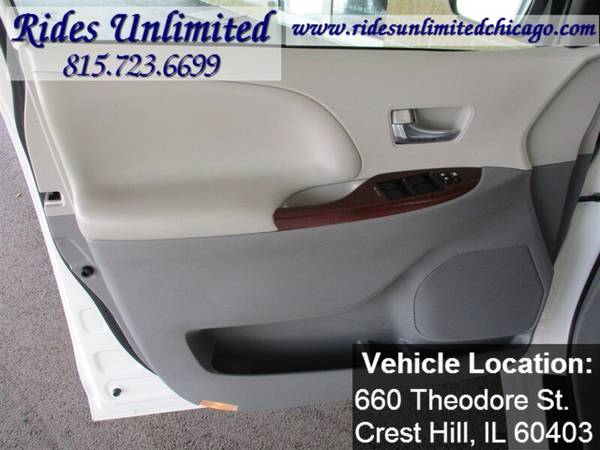 2012 Toyota Sienna Limited 7-Passenger - cars & trucks - by dealer -... for sale in Crest Hill, IL – photo 10