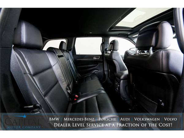 17 Jeep Grand Cherokee Limited with Nav & Selec-Terrain Modes! -... for sale in Eau Claire, IA – photo 8
