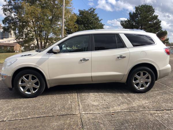 2010 BUICK ENCLAVE FULLY LOADED - cars & trucks - by owner - vehicle... for sale in Nashville, AR – photo 7