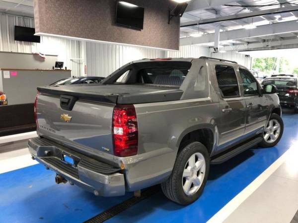2007 Chevrolet Chevy Avalanche LT 1500 4dr Crew Cab 4WD SB CASH... for sale in Lake Ariel, PA – photo 8