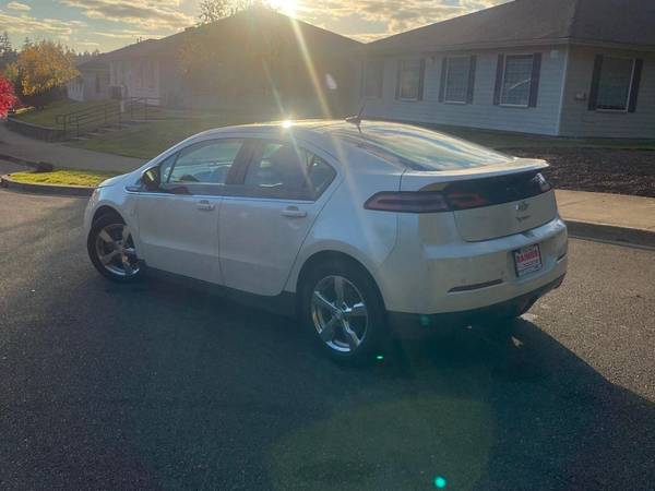 2013 Chevrolet Chevy Volt Premium w/NAV and Low Emissions Pkg. -... for sale in Olympia, WA – photo 8