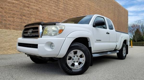 2009 Toyota Tacoma PreRunner - - by dealer - vehicle for sale in Georgetown, KY – photo 2