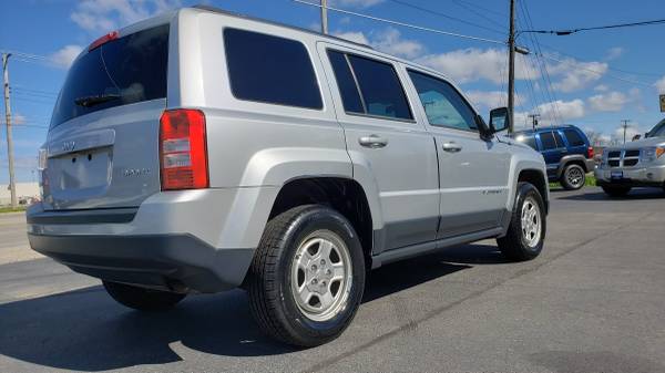 2011 Jeep Patriot Sport 4x4 6, 450 - - by dealer for sale in Muncie, IN – photo 6