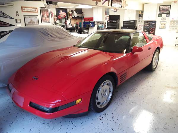 1994 Chevrolet Corvette, Red, 42,xxx miles for sale in Decatur, IL – photo 3