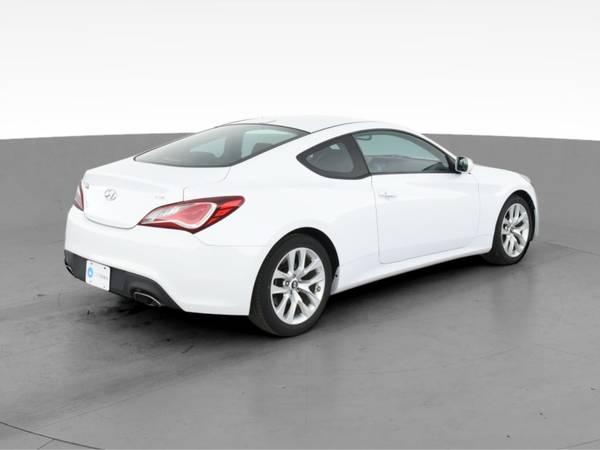 2014 Hyundai Genesis Coupe 2.0T Coupe 2D coupe White - FINANCE... for sale in Harrison Township, MI – photo 11