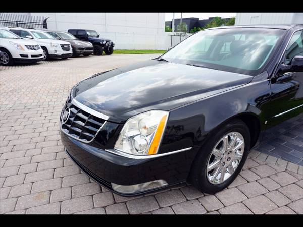 2010 Cadillac DTS Luxury Collection - 1-Owner, Hot and Cool Seats, Tri for sale in Naples, FL – photo 19