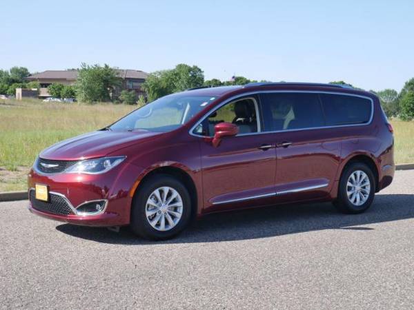 2019 Chrysler Pacifica Touring L for sale in Hudson, MN – photo 5
