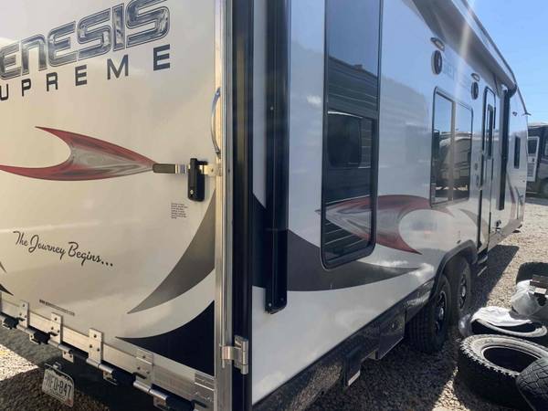 2018 GENE SUPREME with - cars & trucks - by dealer - vehicle... for sale in Castle Rock, CO – photo 8