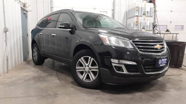 2017 CHEVROLET TRAVERSE 1LT FWD SUV, 8 SEATER - SEE PICS - cars & for sale in GLADSTONE, WI – photo 2