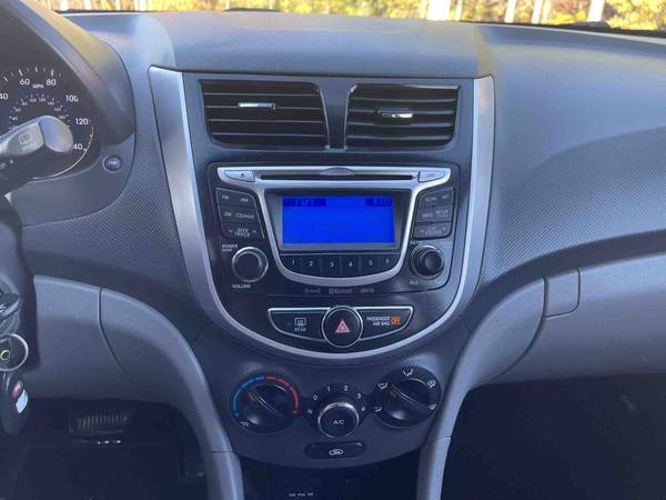 2013 Hyundai Accent SE Hatchback ** 40kmiles!! 1 Owner !! - cars &... for sale in Peachtree Corners, GA – photo 20